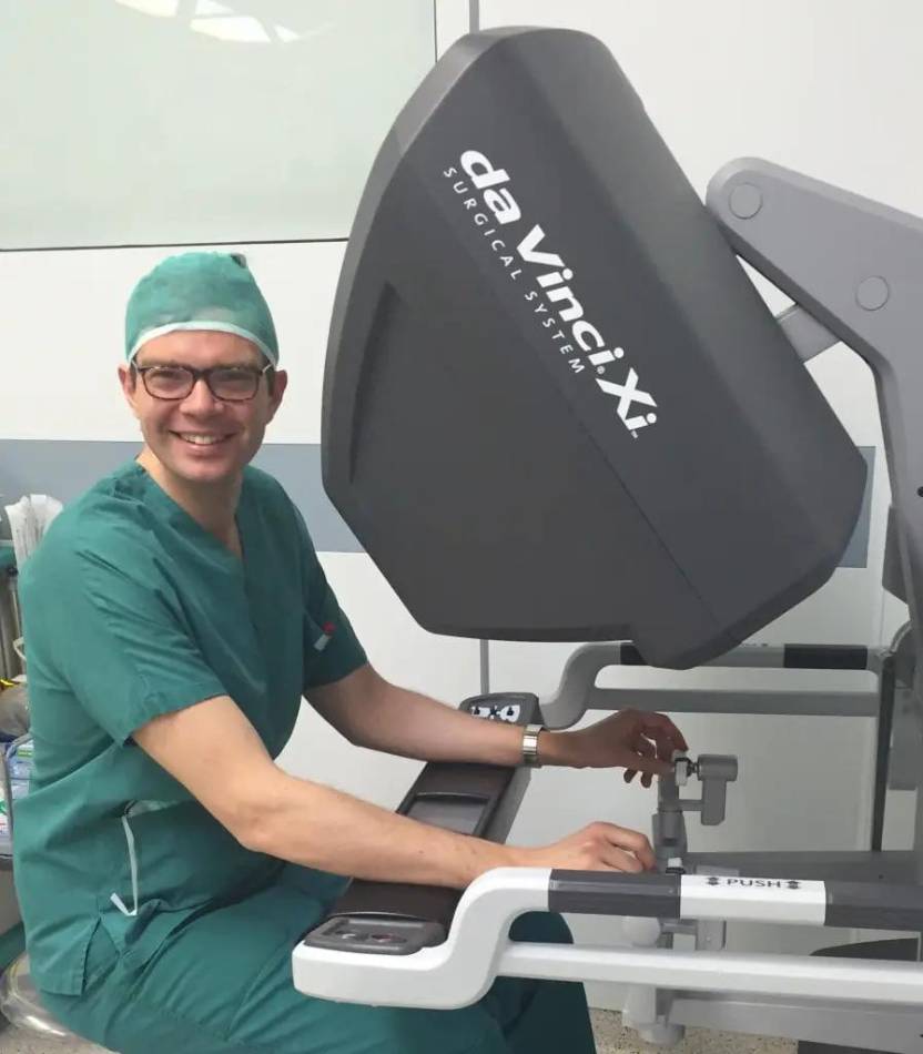 guttilla chirurgia robotica