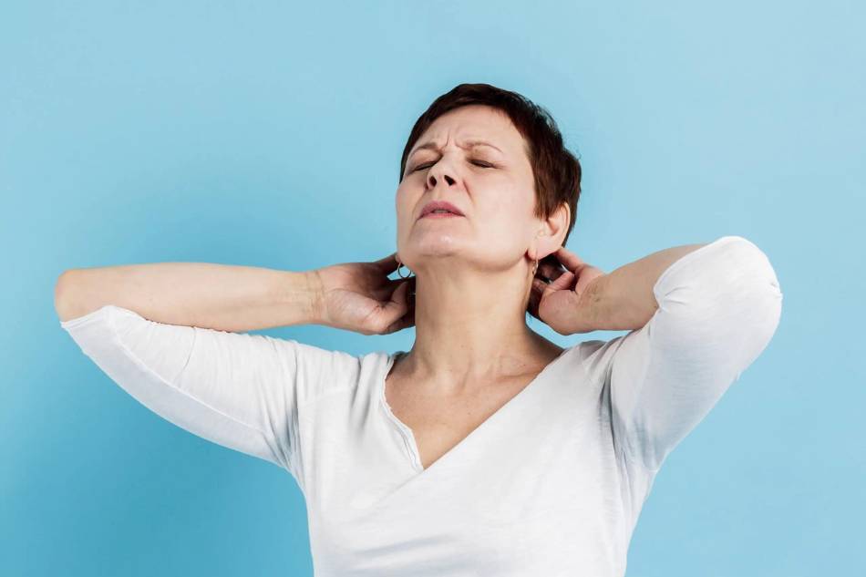 ernia-cervicale-sintomi-disturbi-cura ernia-cervicale-sintomi-disturbi-cura