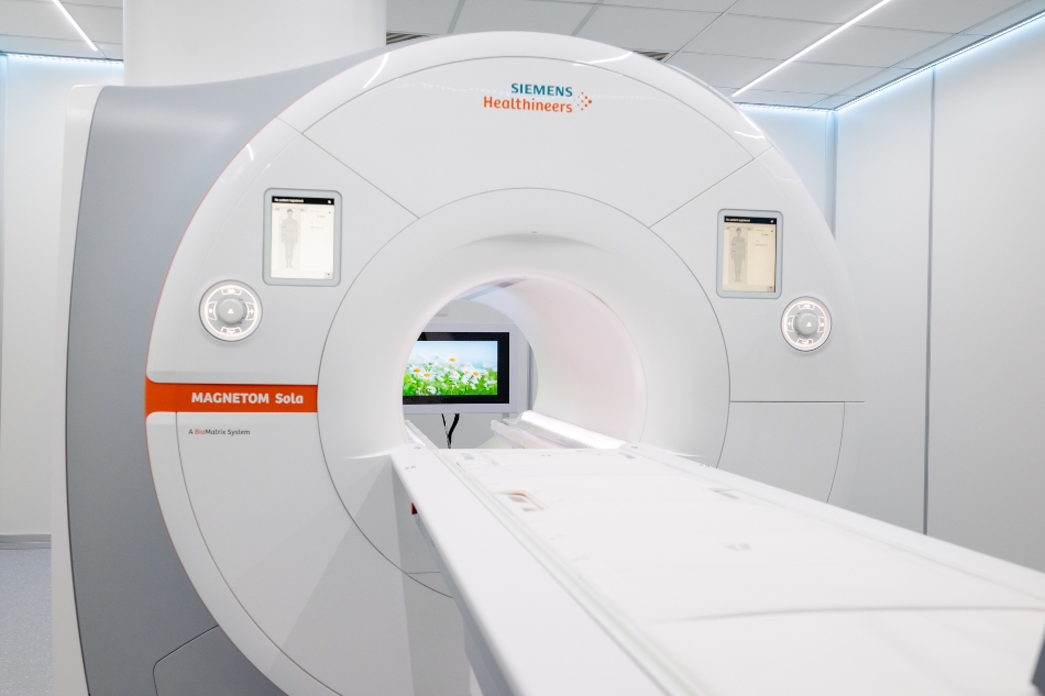 Risonanza Magnetica alto campo intelligenza artificiale