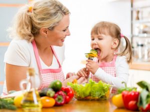 Alimentazione Bambini: intervista alla Dott.ssa Silvia Maccà Alimentazione Bambini: intervista alla Dott.ssa Silvia Maccà
